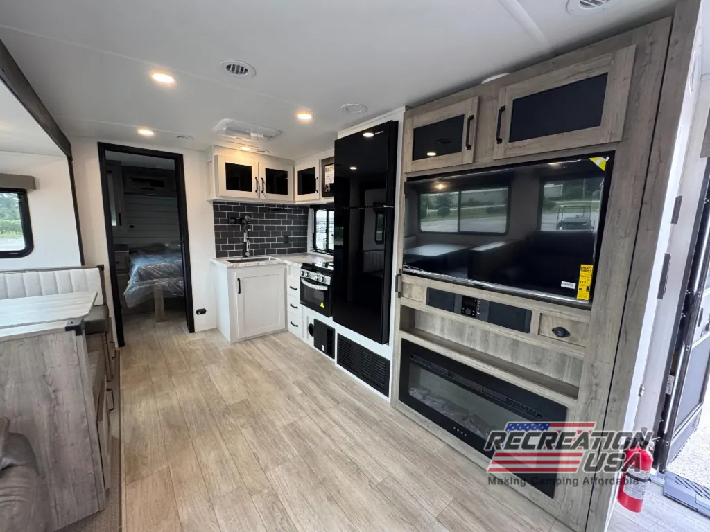 2026 Forest River Solaire 2580RBSS, Photos photo 15