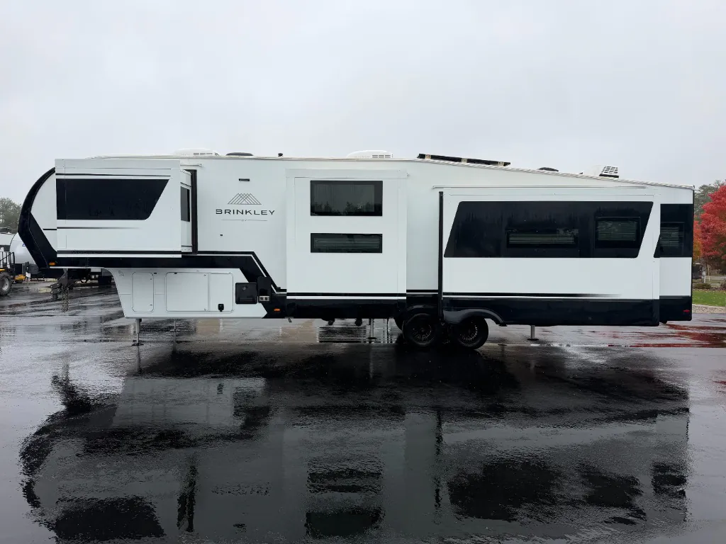 2024 Brinkley Model Z 3610, Photos photo 26