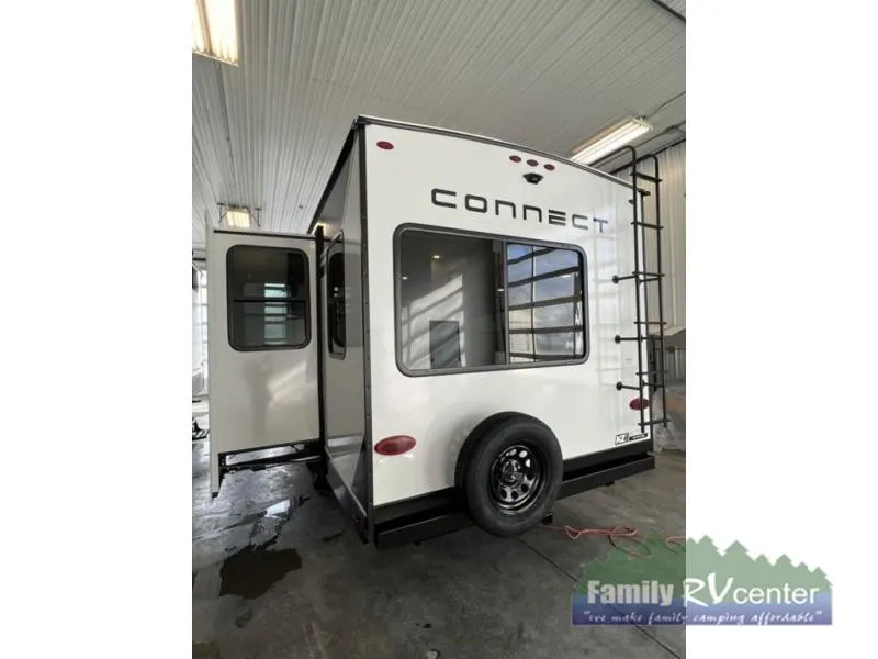 2026 KZ Connect 241RLK - Photo 4