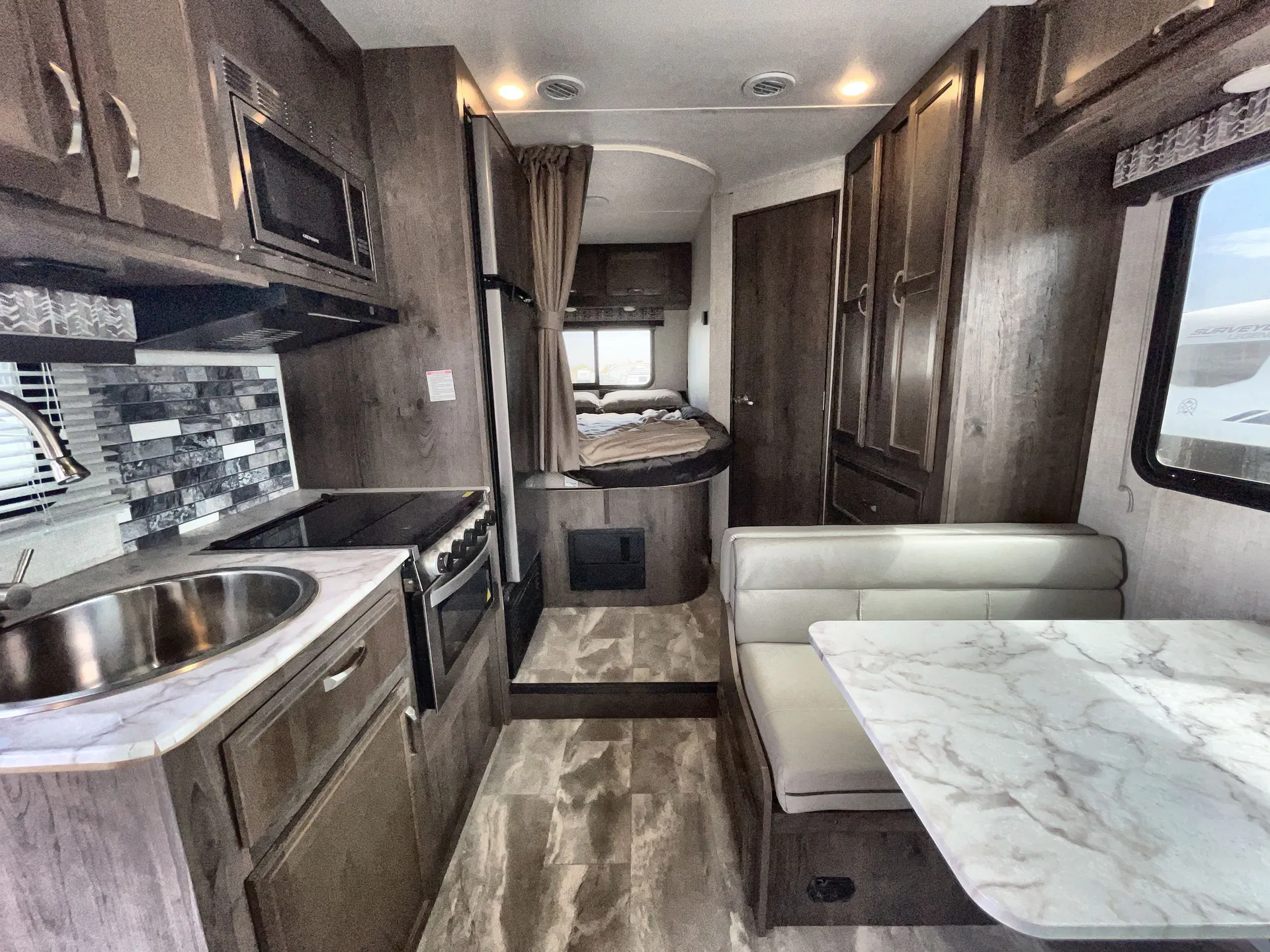 2022 Gulf Stream Conquest 6237LE — living area main