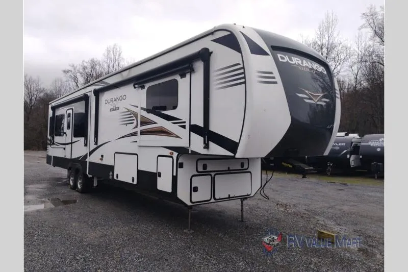 2022 KZ Durango Gold G383RLQ - Photo 2