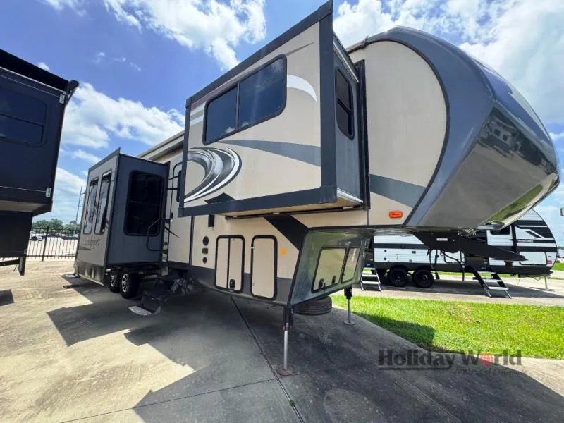2016 Forest River RV Sandpiper 377FLIK - Main photo