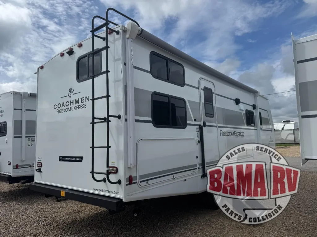 2026 Coachmen Freedom Express Ultra Lite 258BHS, Photos photo 5