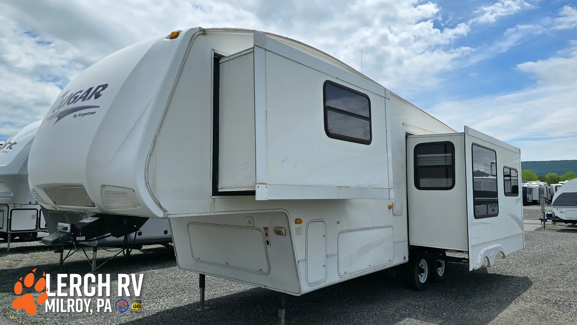 2007 Keystone Cougar 291RLS - Photo 2