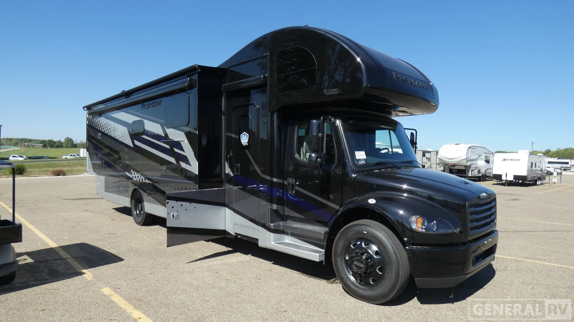 2026 Thor Motor Coach Pasadena 38DX - Photo 2
