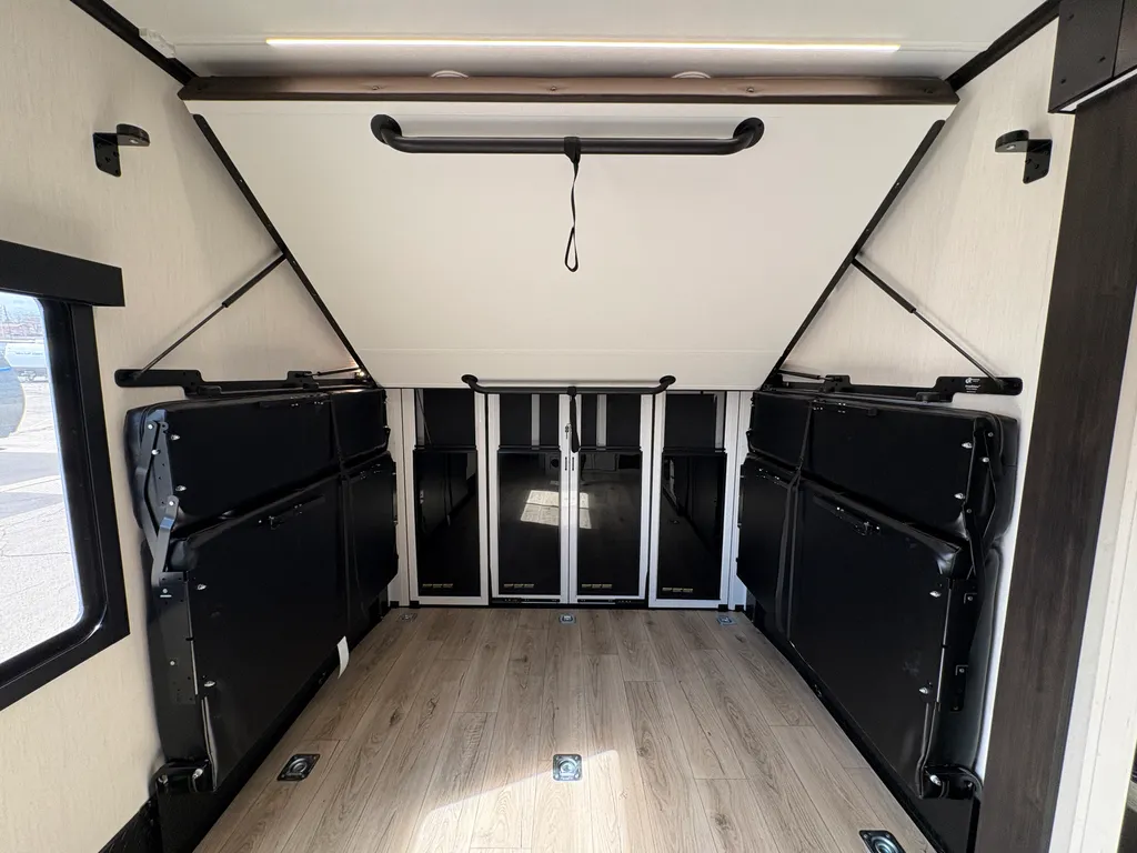2025 Forest River Vengeance Rogue Armored 26L140, Photos photo 25