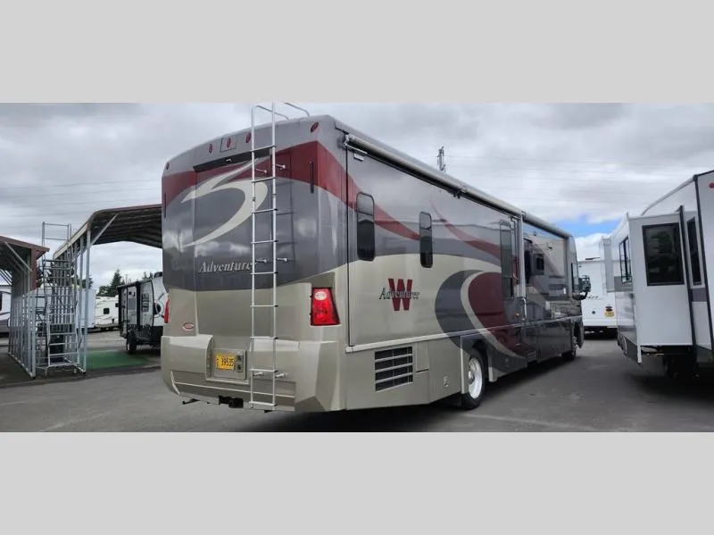 2008 Winnebago Adventurer 38T - Photo 3