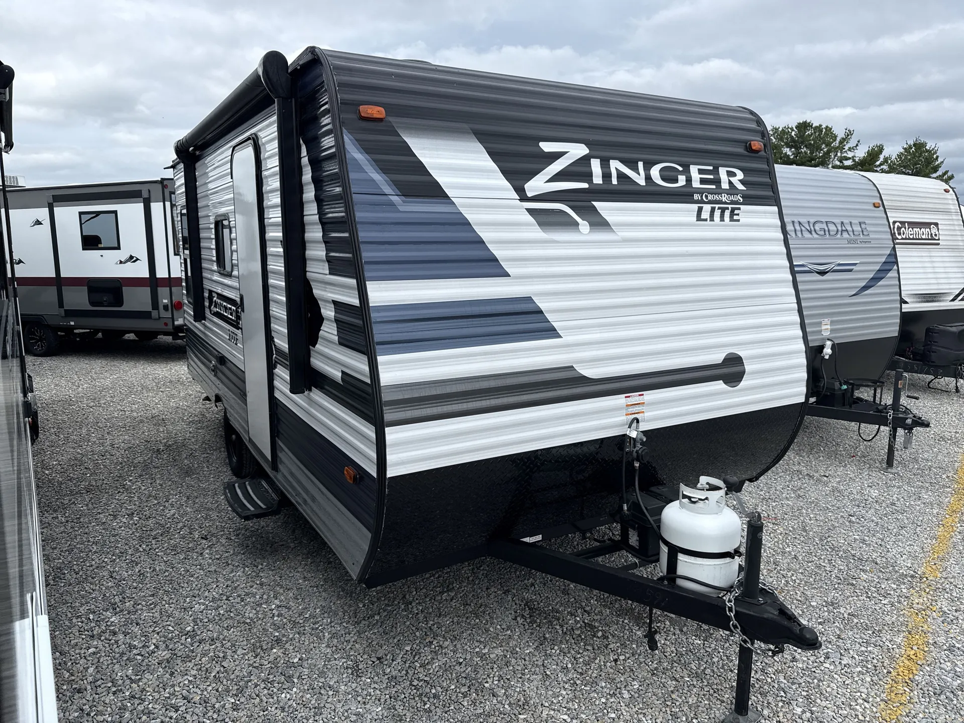 2021 CrossRoads Zinger Lite 18RD - Photo 2