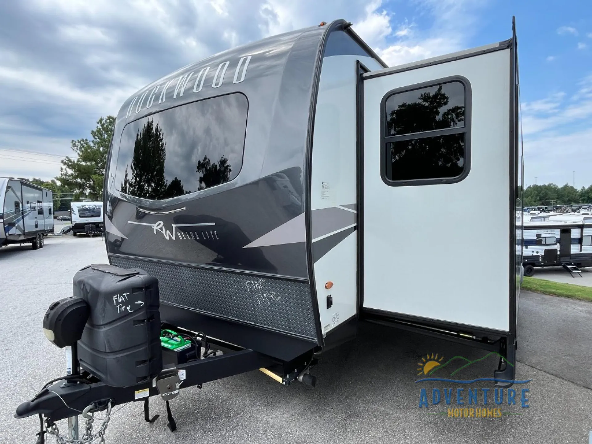 2023 Forest River Rockwood Ultra Lite 2608BS