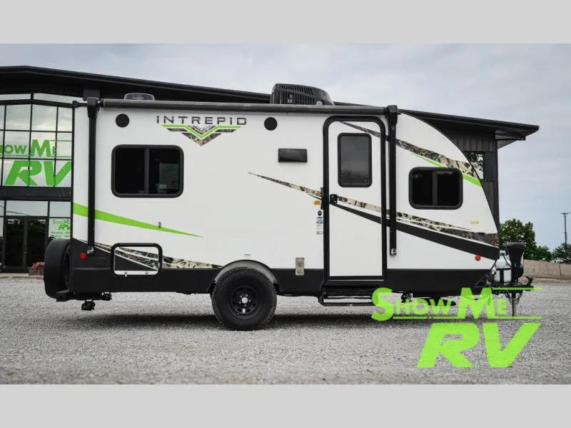 2022 Riverside RV Intrepid 165i - Photo 4