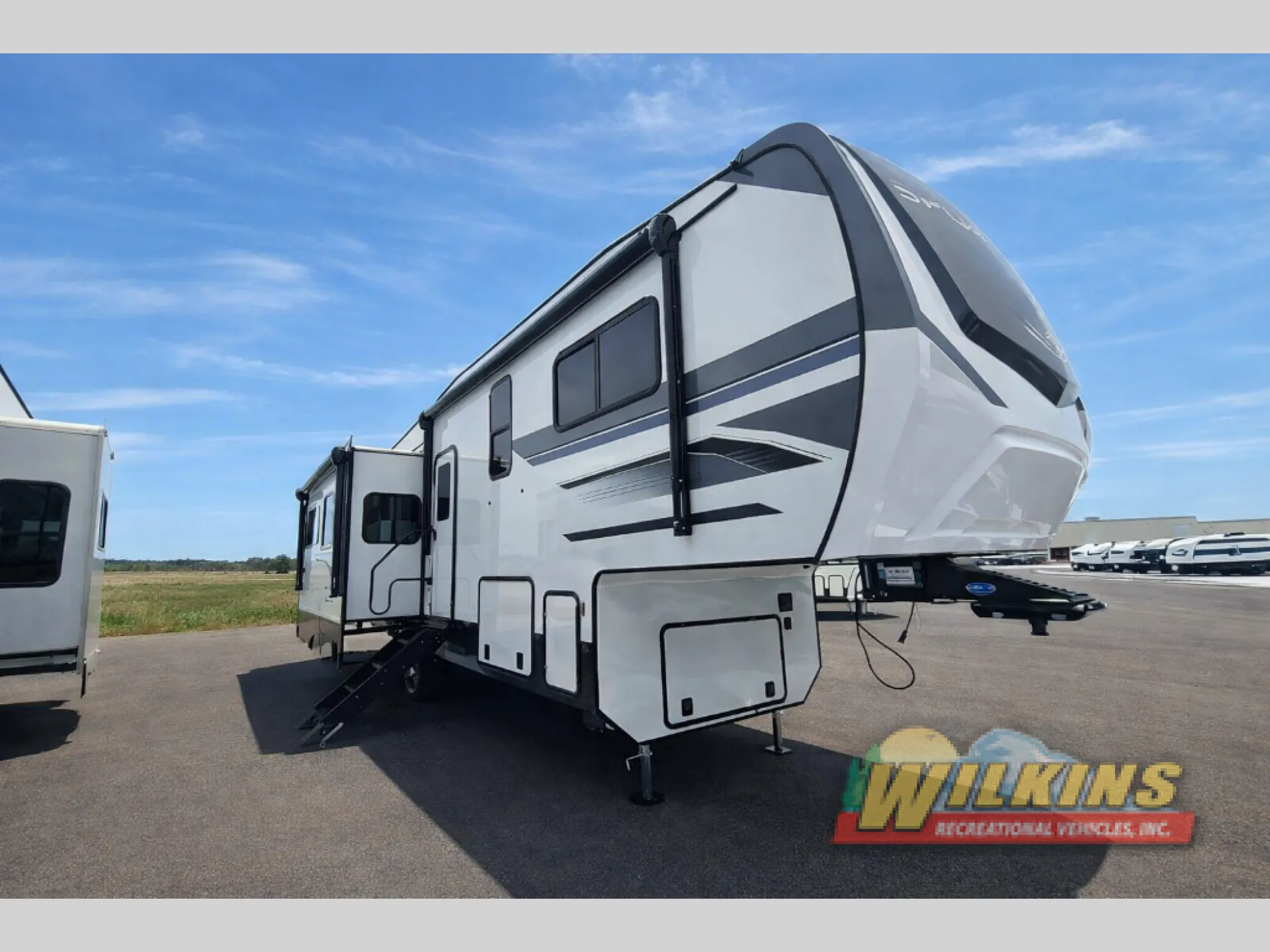 2026 Venture RV SportTrek STF303VIK - Photo 2