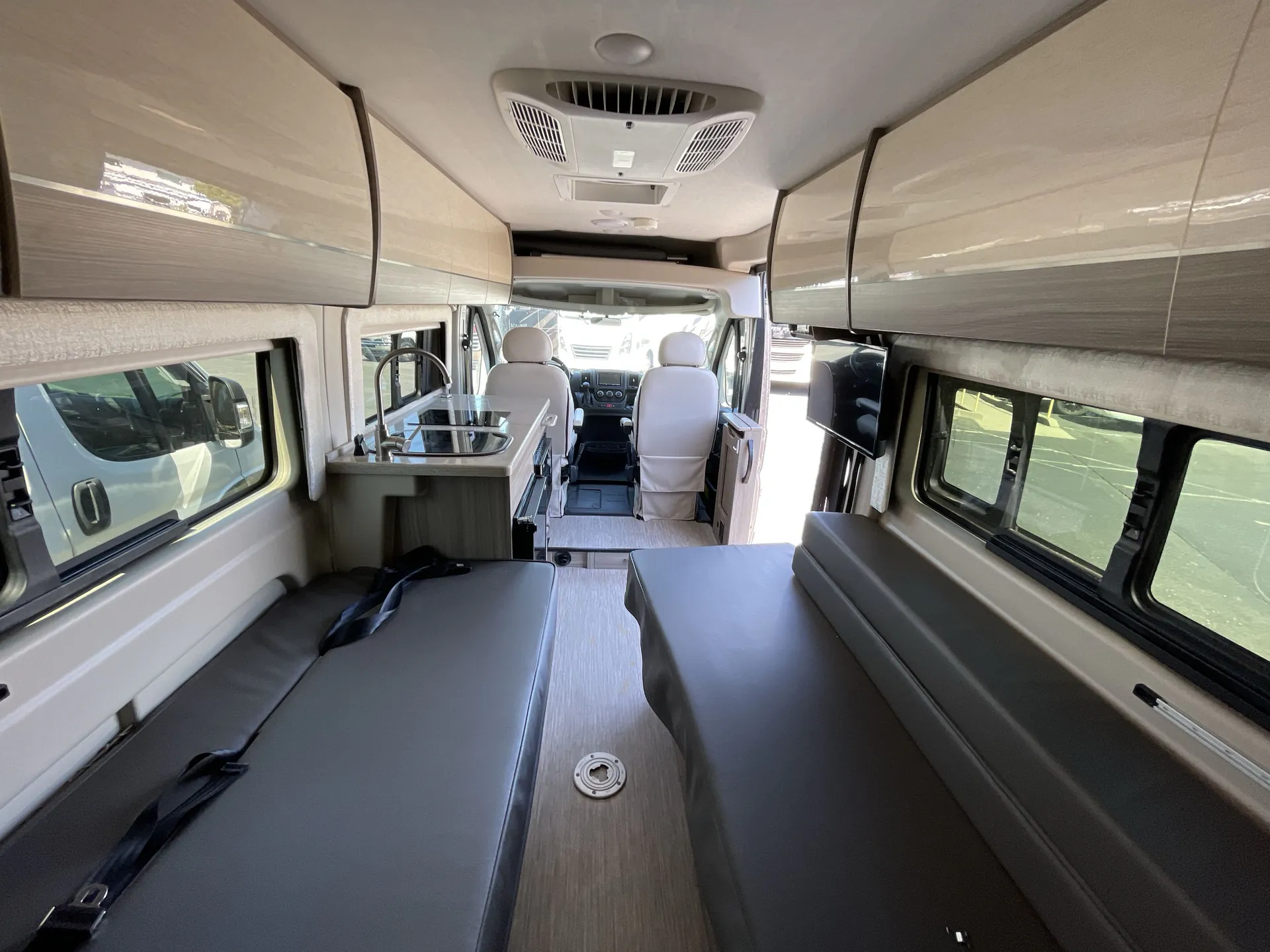2022 Jayco Swift Li 20TL — living area main