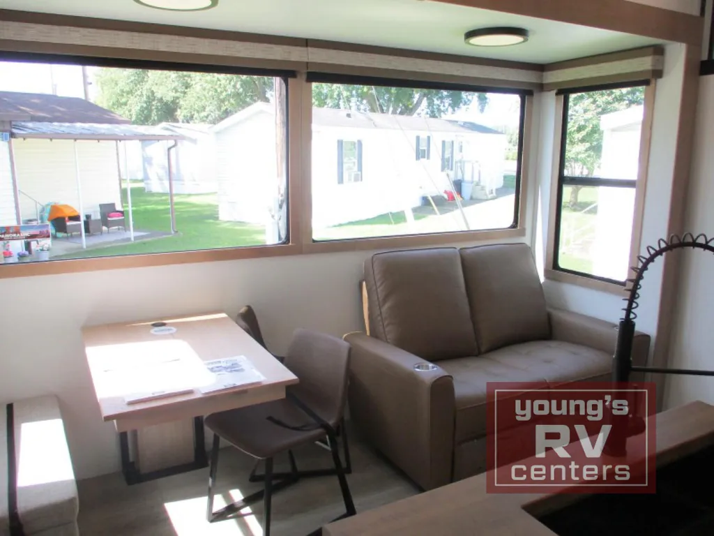 2027 Forest River Sandpiper Destination 41DUPLEX, Photos photo 7
