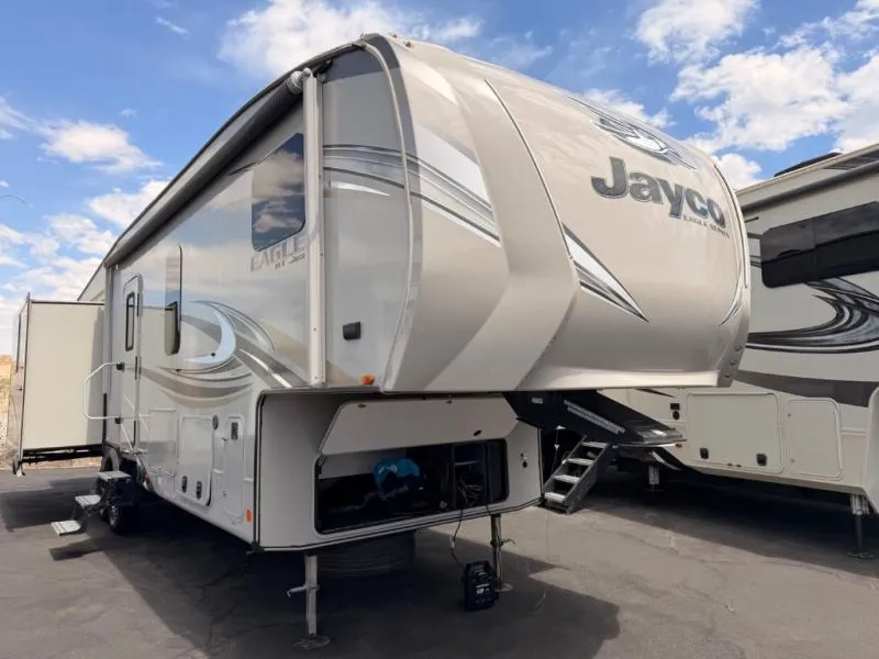 2019 Jayco Eagle HT 30.5CKTS - Photo 2