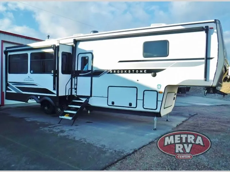 2026 Coachmen Brookstone 290RL - Photo 2