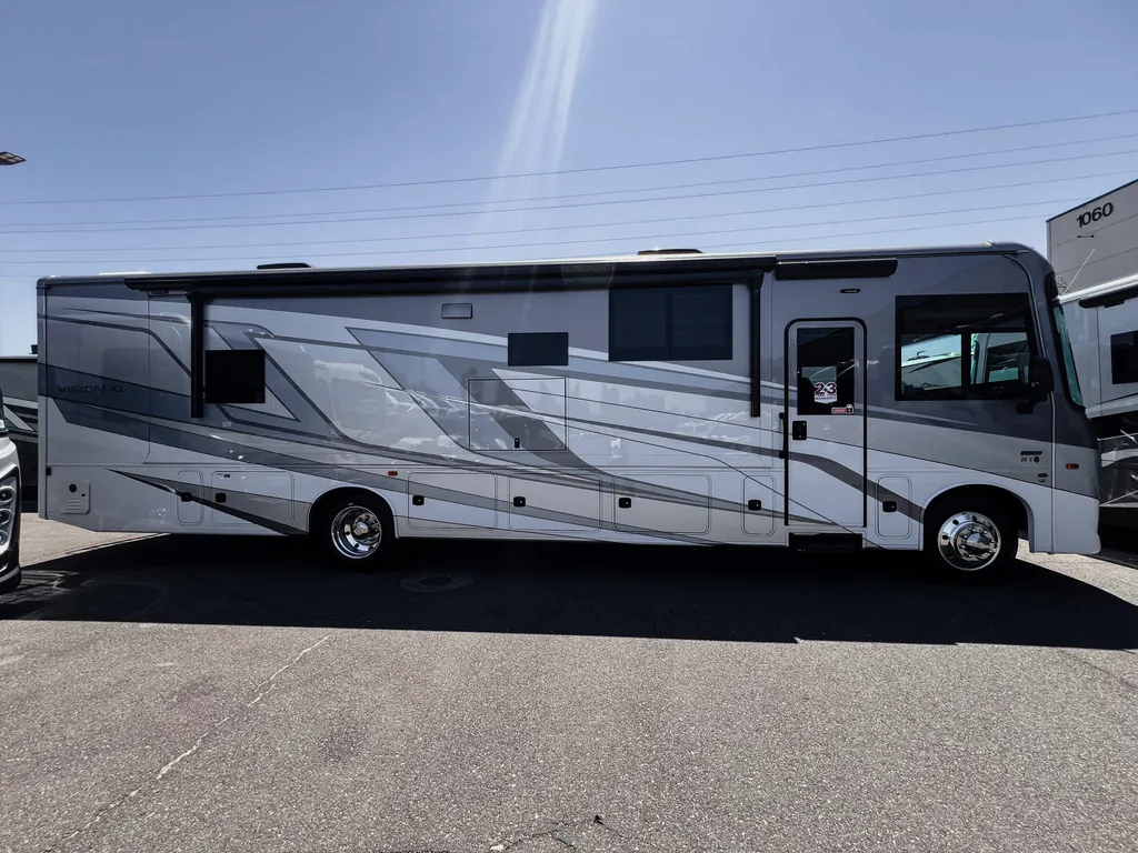 2027 Entegra Coach Vision XL 36C, Photos photo 25