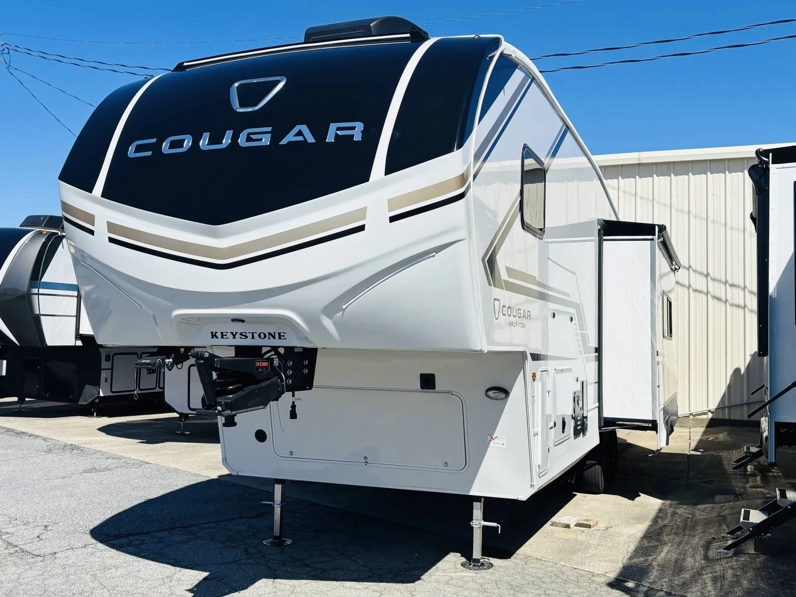 2026 Keystone COUGAR HALF-TON 28RLI - Photo 3