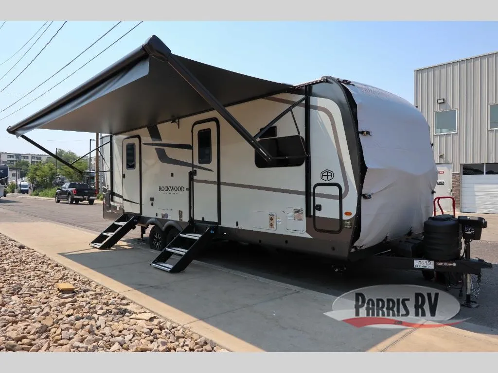 2027 Forest River Rockwood Ultra Lite 2608BS - Photo 2