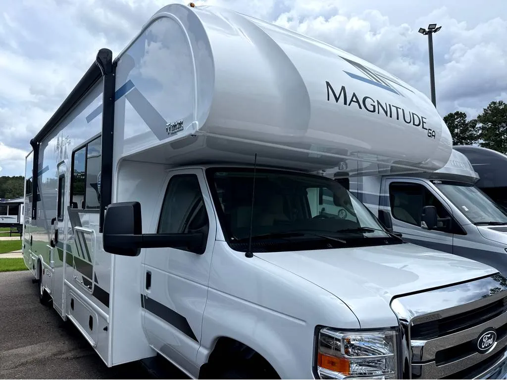 2027 Thor Motor Coach Magnitude GA31 - Main photo