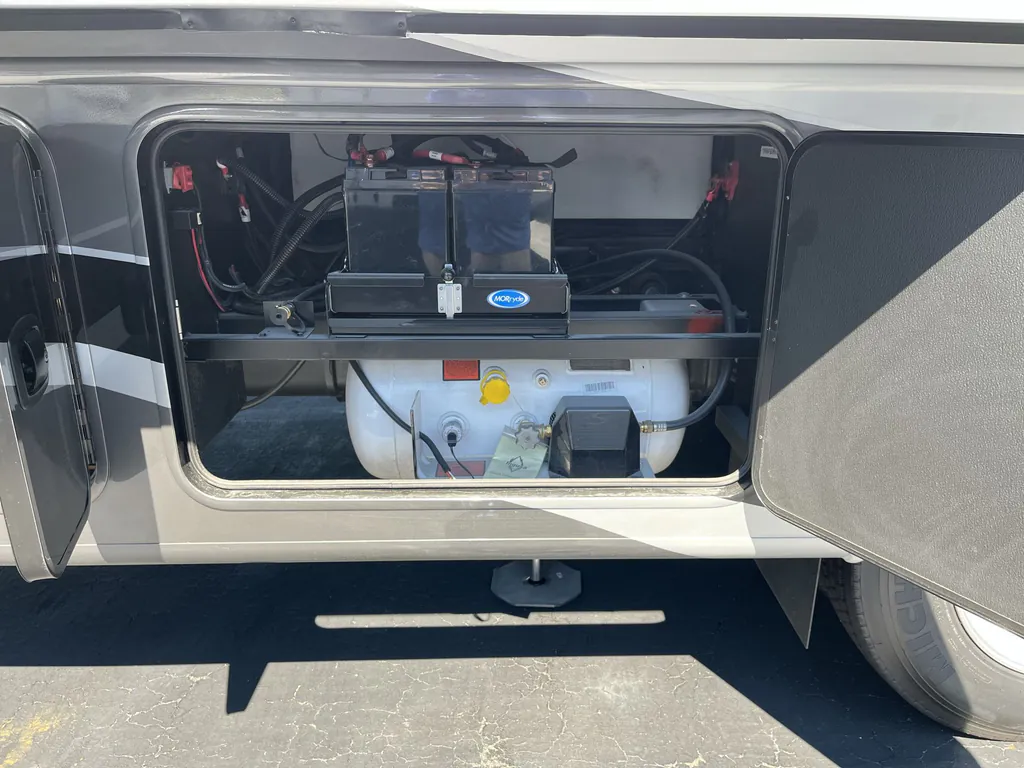 2027 Entegra Coach Vision XL 36C, Photos photo 32