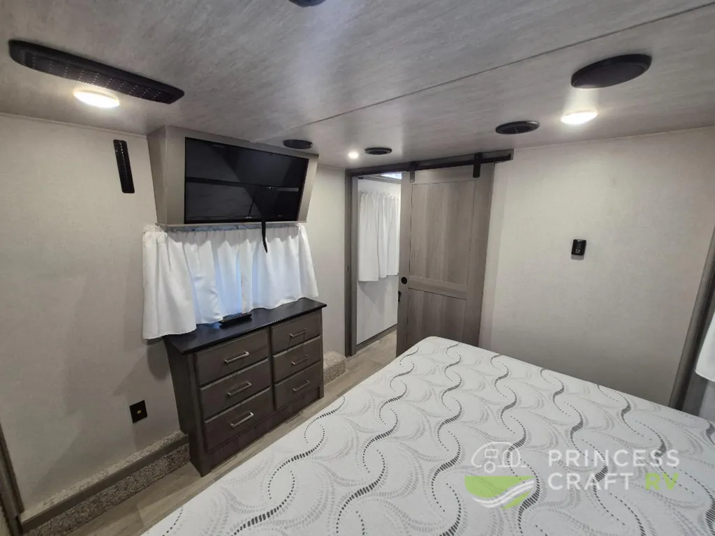 2021 Keystone Montana 3231CK, Photos photo 40