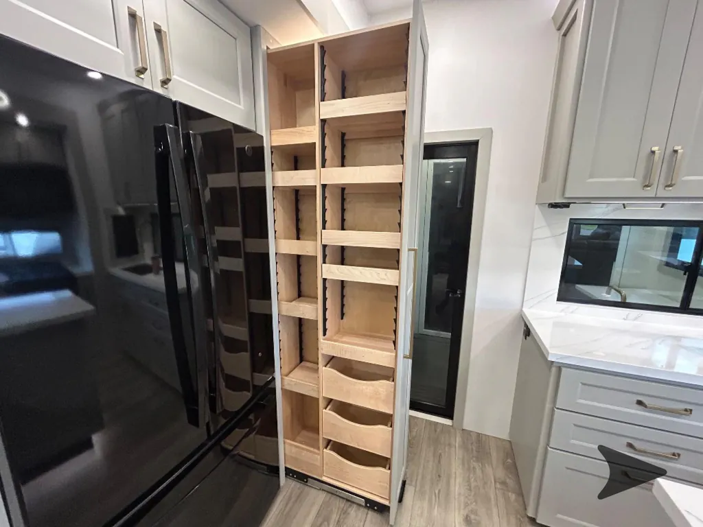 2025 Brinkley Model G 3250, Photos photo 20