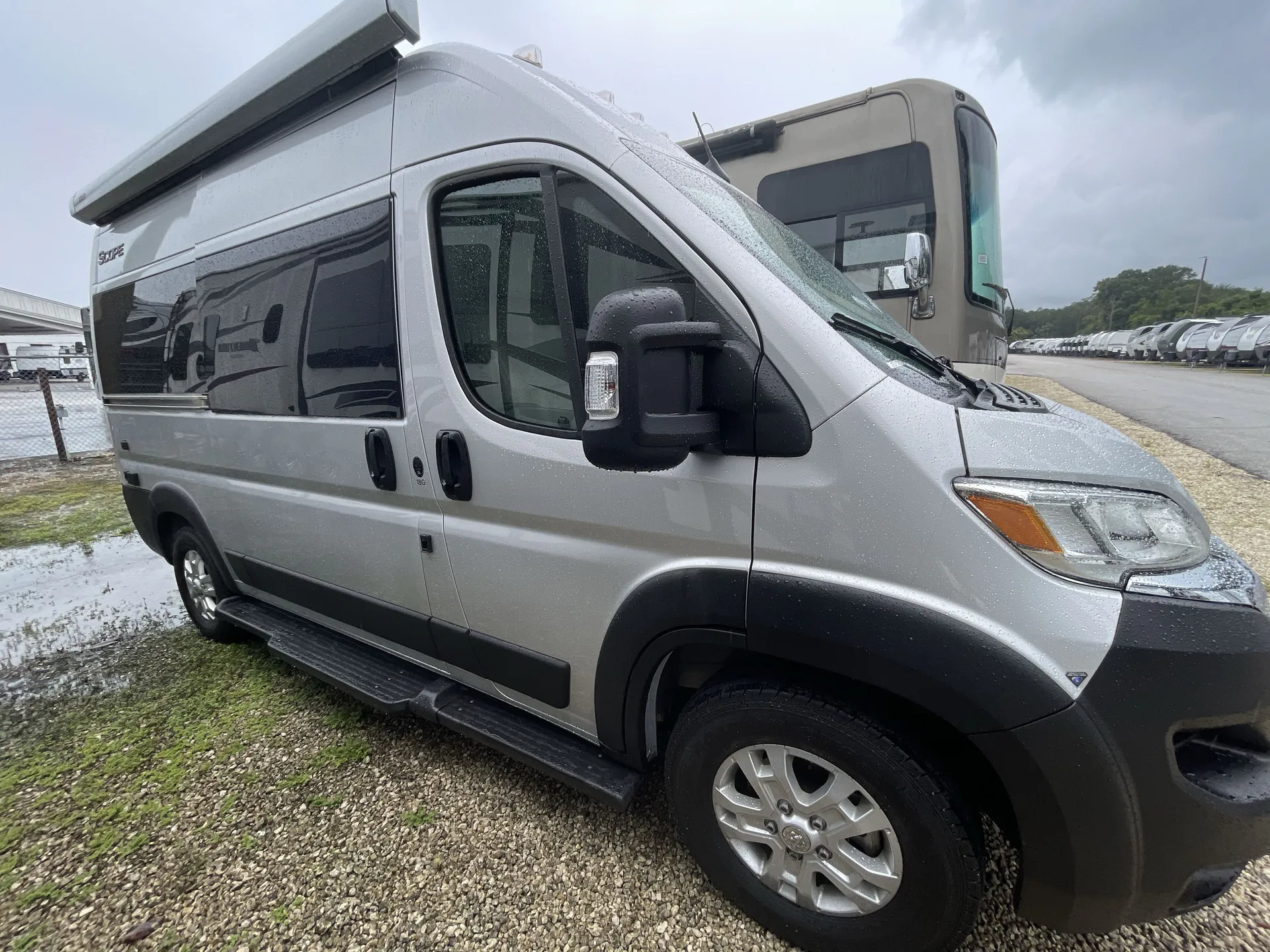 2025 Thor Motor Coach Scope 18G — campside