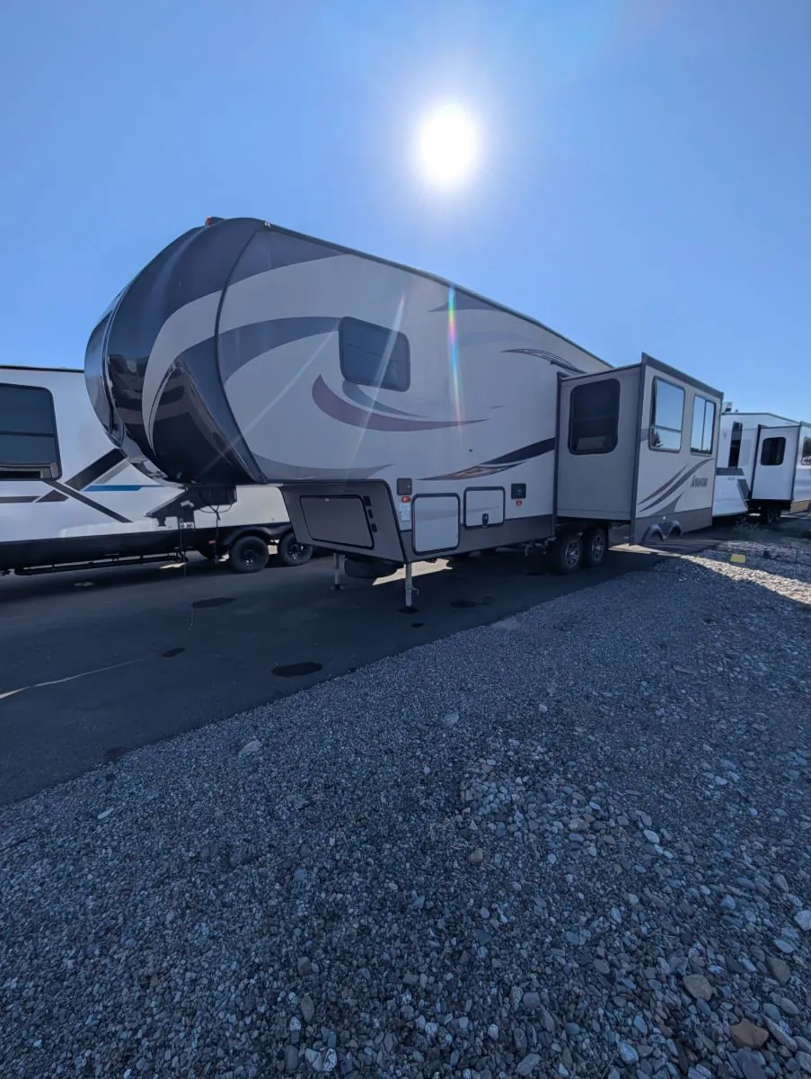 2017 Keystone Sprinter Copper Canyon 252FWRLS - Photo 2