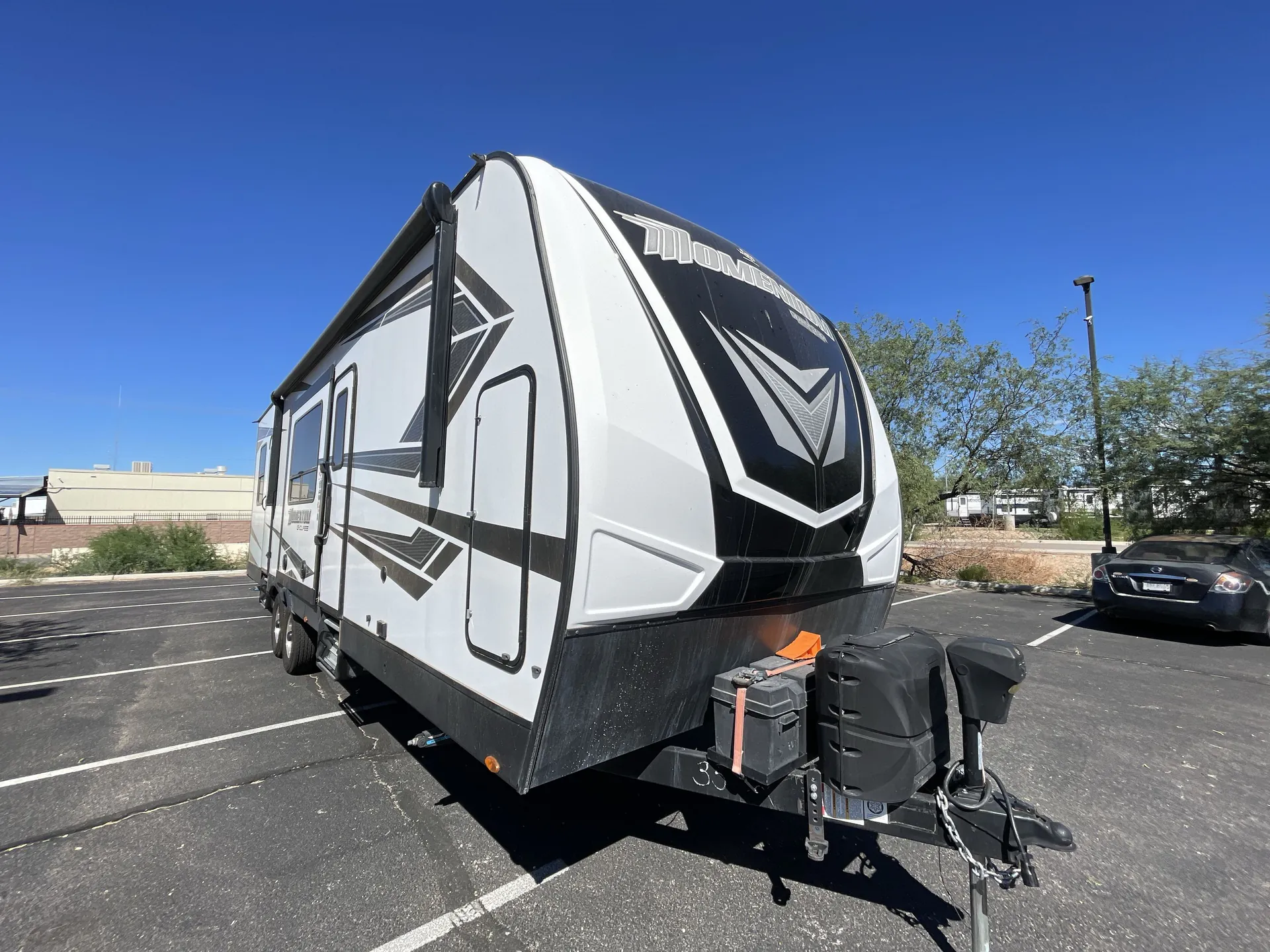 2021 Grand Design Momentum G-Class 29G - Photo 2