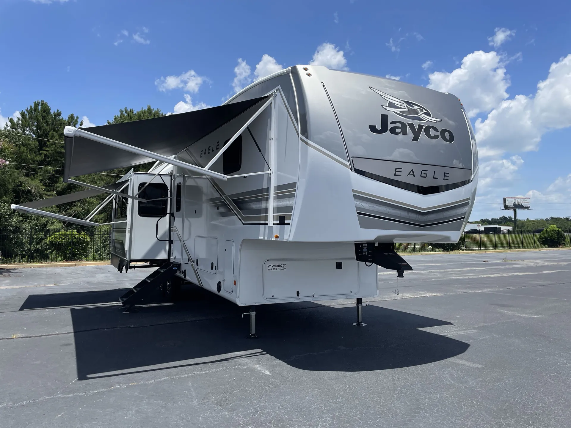 2027 Jayco Eagle 321RSTS - Photo 2