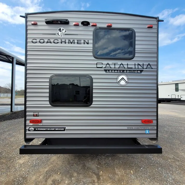 2026 Coachmen Catalina Legacy Edition 333DORM, Photos photo 3