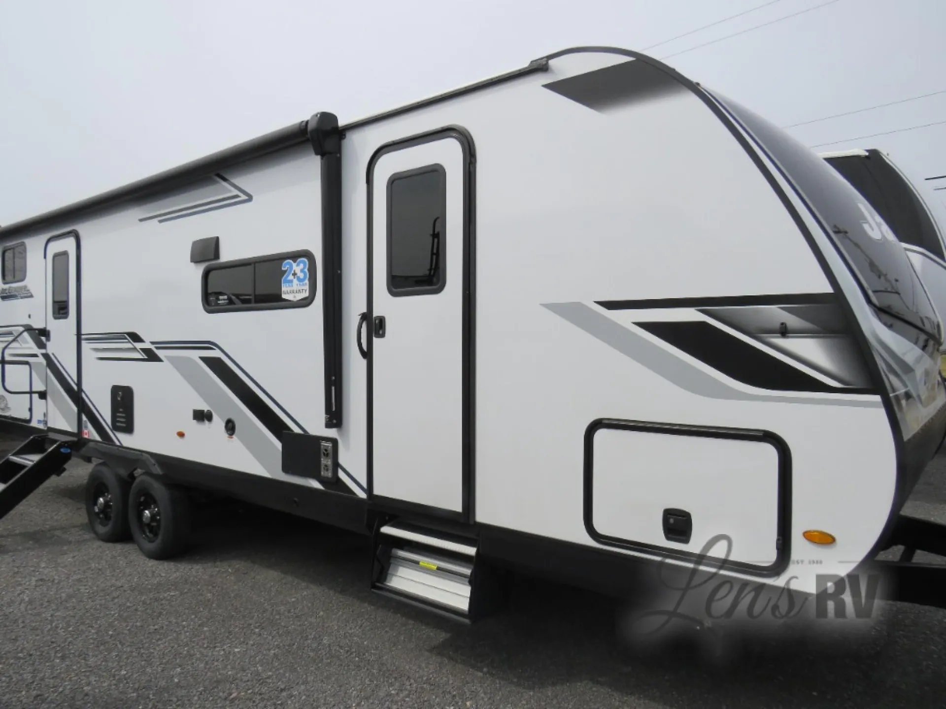 2026 Jayco Jay Feather 27BH dealer photo 1 from Len's RV