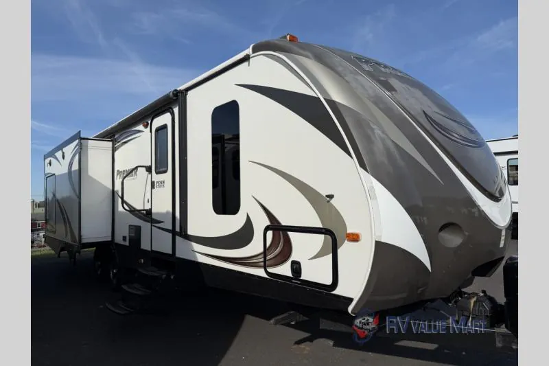 2014 Keystone Premier Ultra Lite 30RIPR - Photo 2