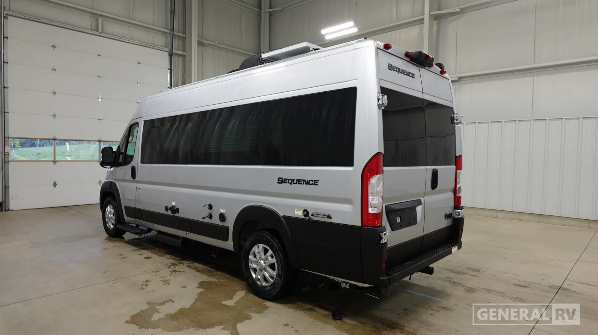 2026 Thor Motor Coach Sequence Sport 20L - Photo 4