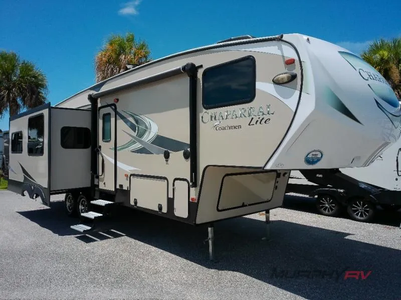 2018 Coachmen Chaparral Lite 30RLS - Photo 2