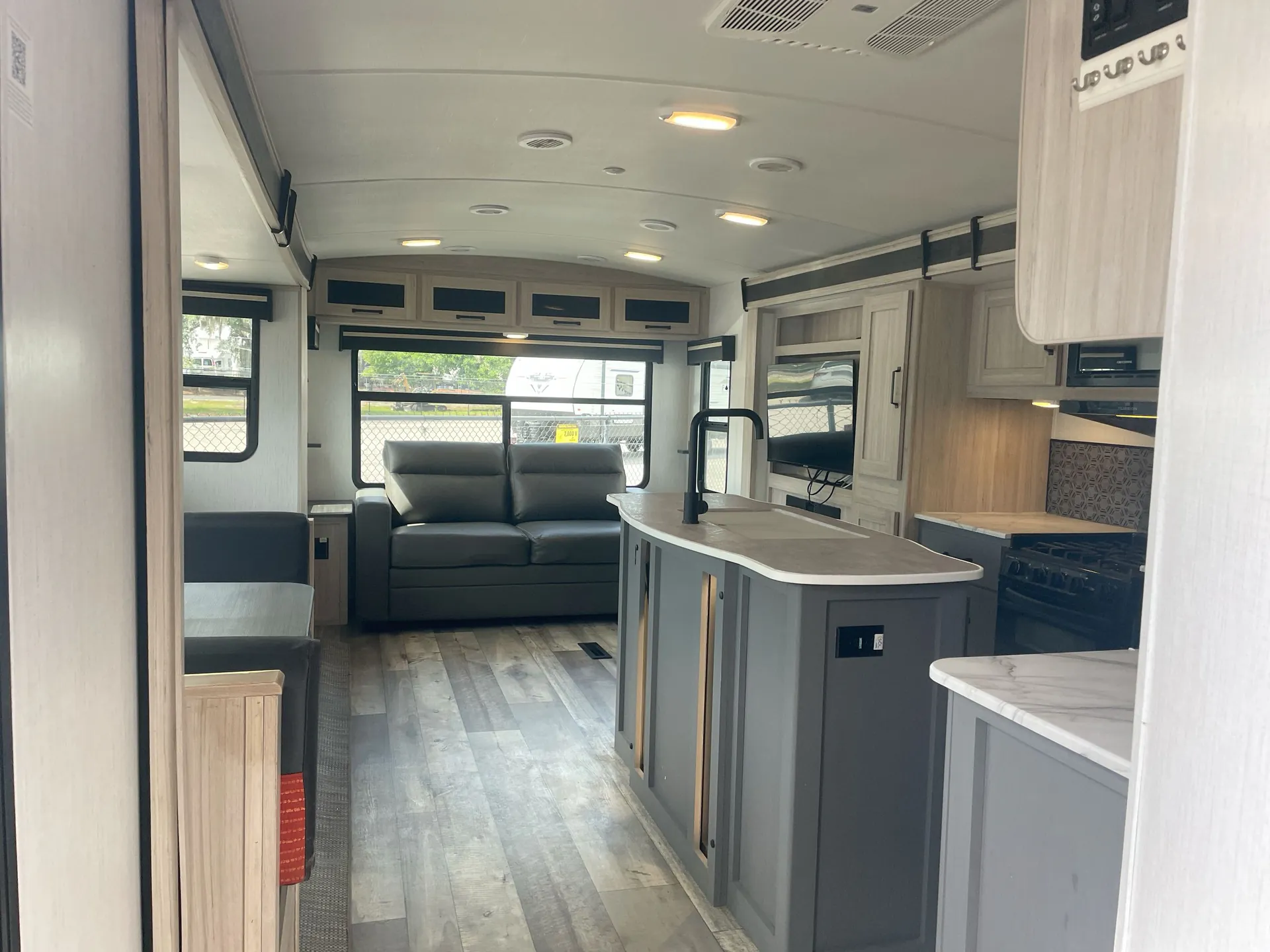2023 Heartland Sundance 293RL — living area main
