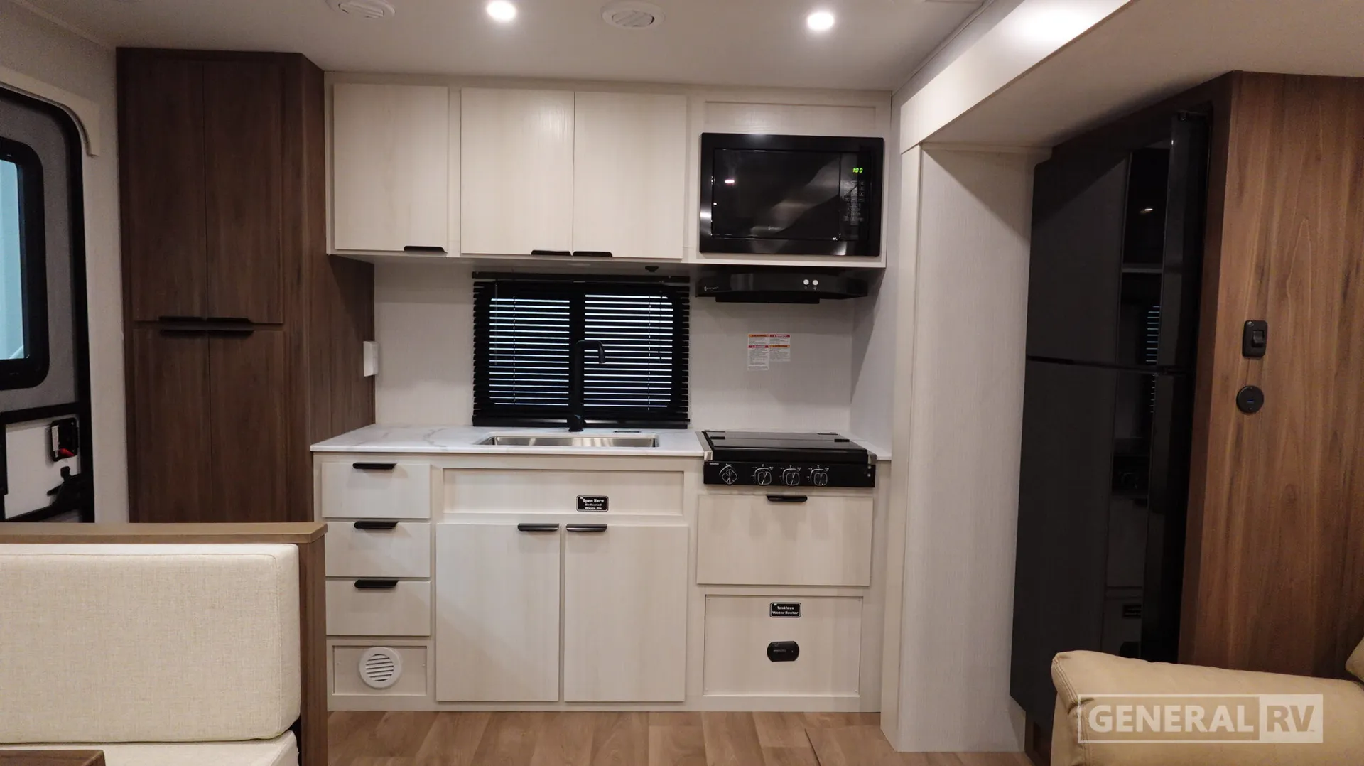 2026 Winnebago Access 25RK - Photo 3