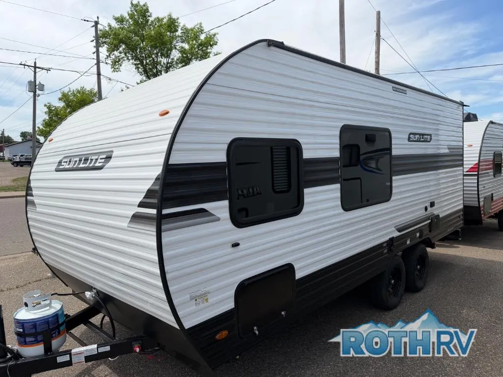 2026 Sunset Park RV Sun Lite LTD 21DB - Photo 2