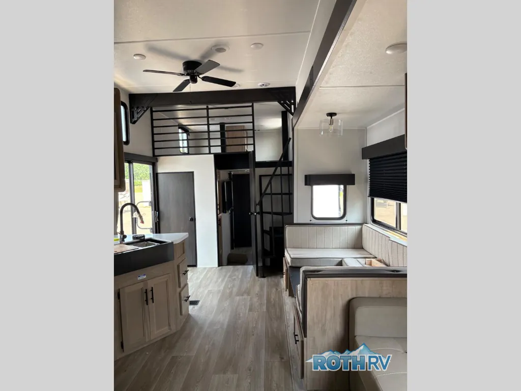 2027 Forest River Cherokee Timberwolf 39DC, Photos photo 10
