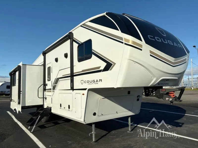 2026 Keystone Cougar Half-Ton 26RKE - Photo 2