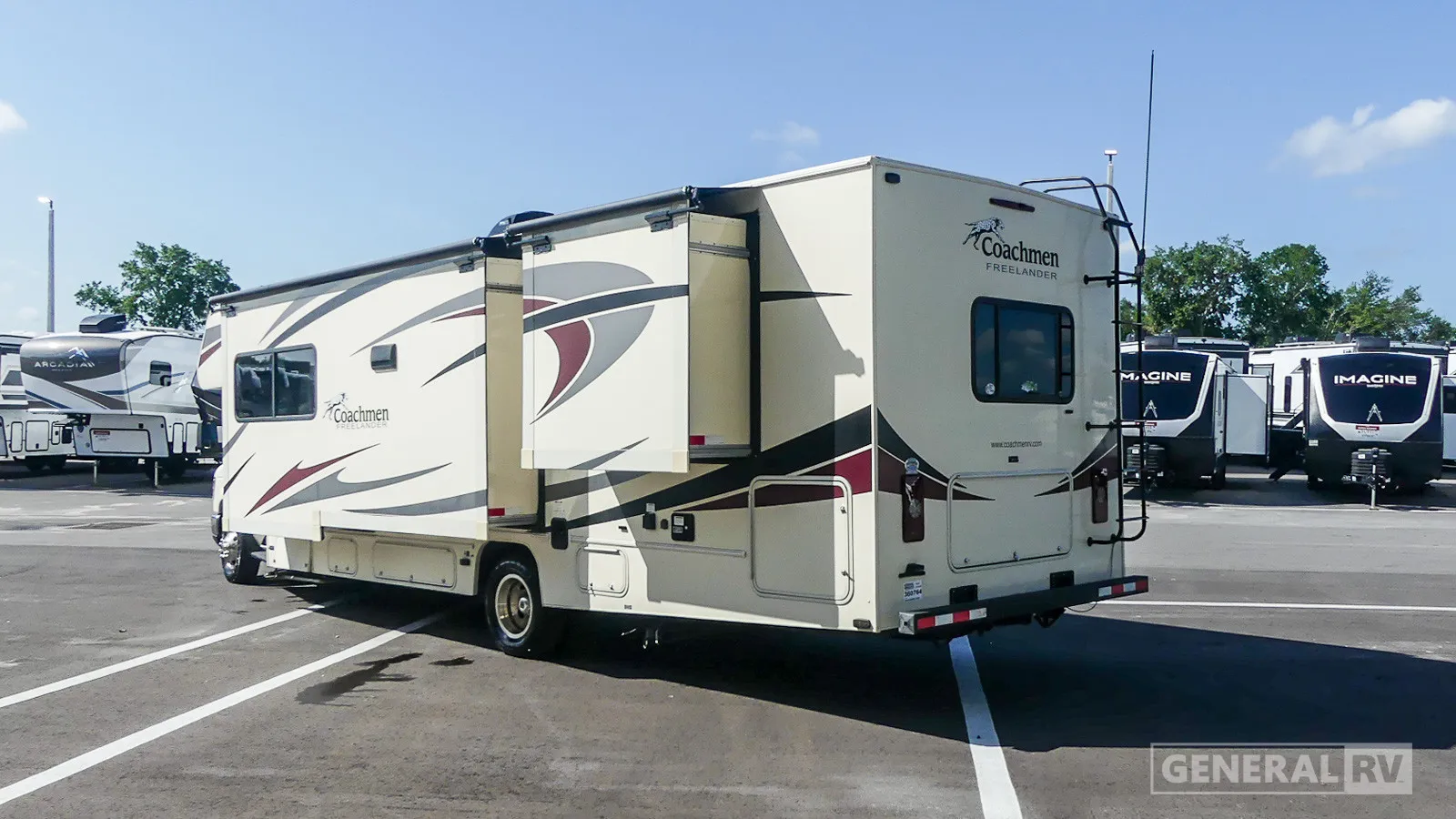 2019 Coachmen Freelander 32FS - Photo 4