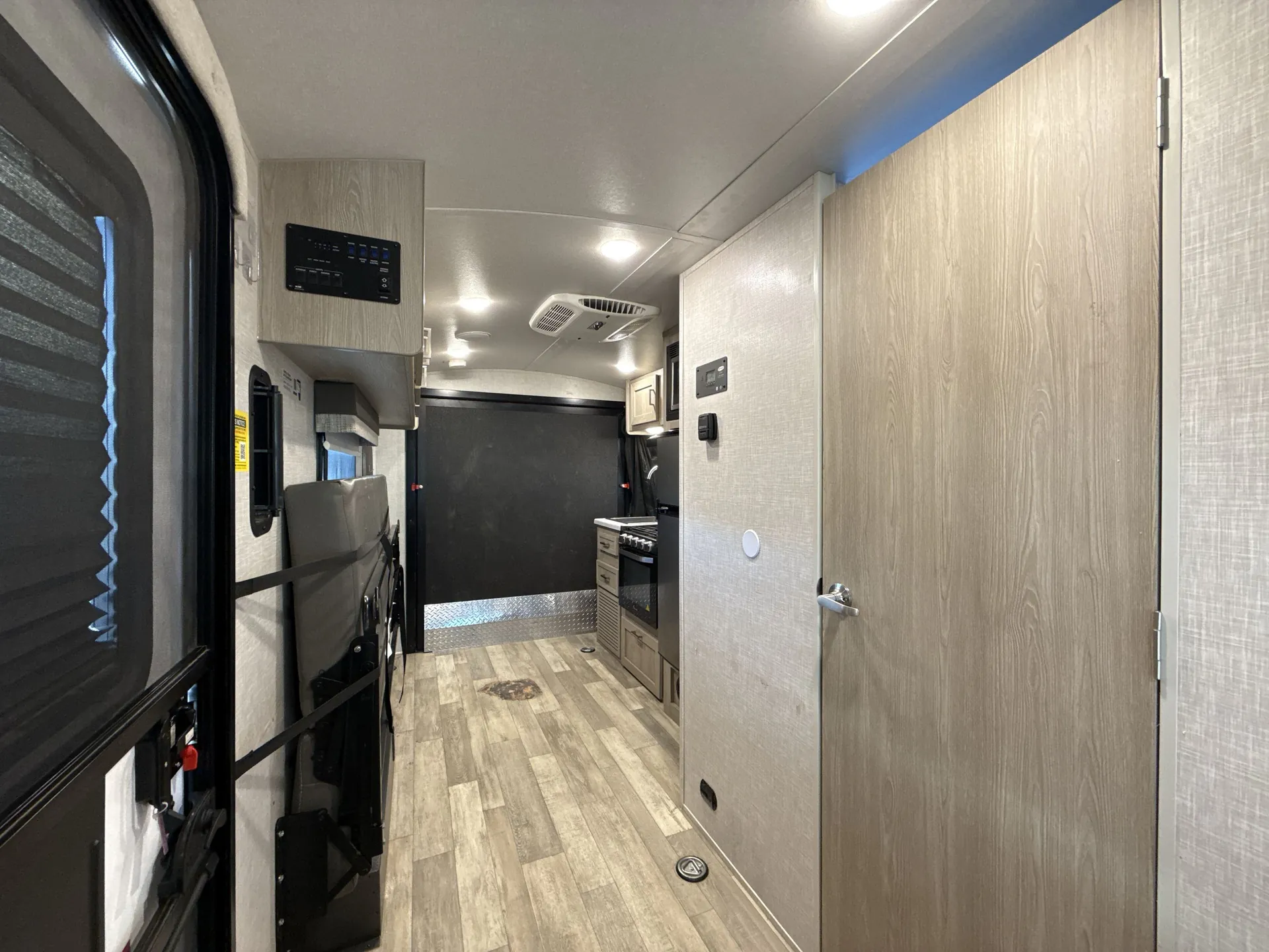 2022 Forest River Flagstaff E-Pro 19FBTH — living area main