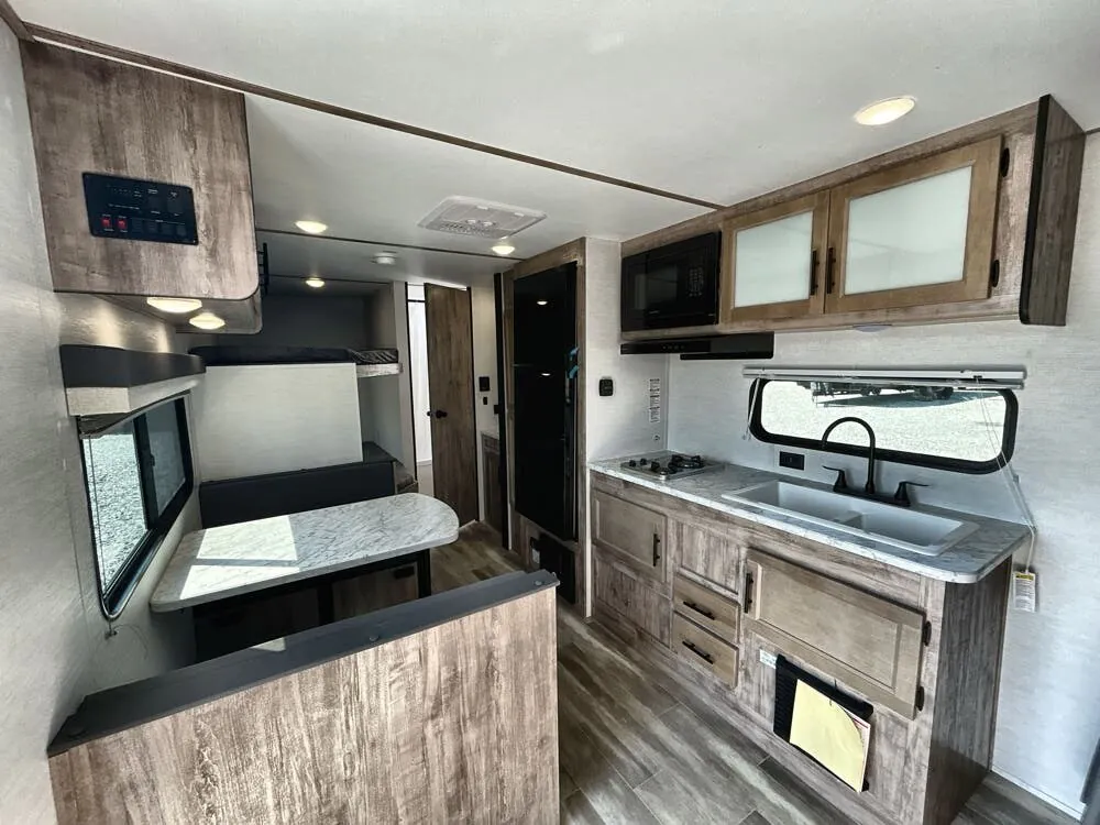 2025 Gulf Stream Ameri-Lite Ultra-Lite 248BH - Photo 4