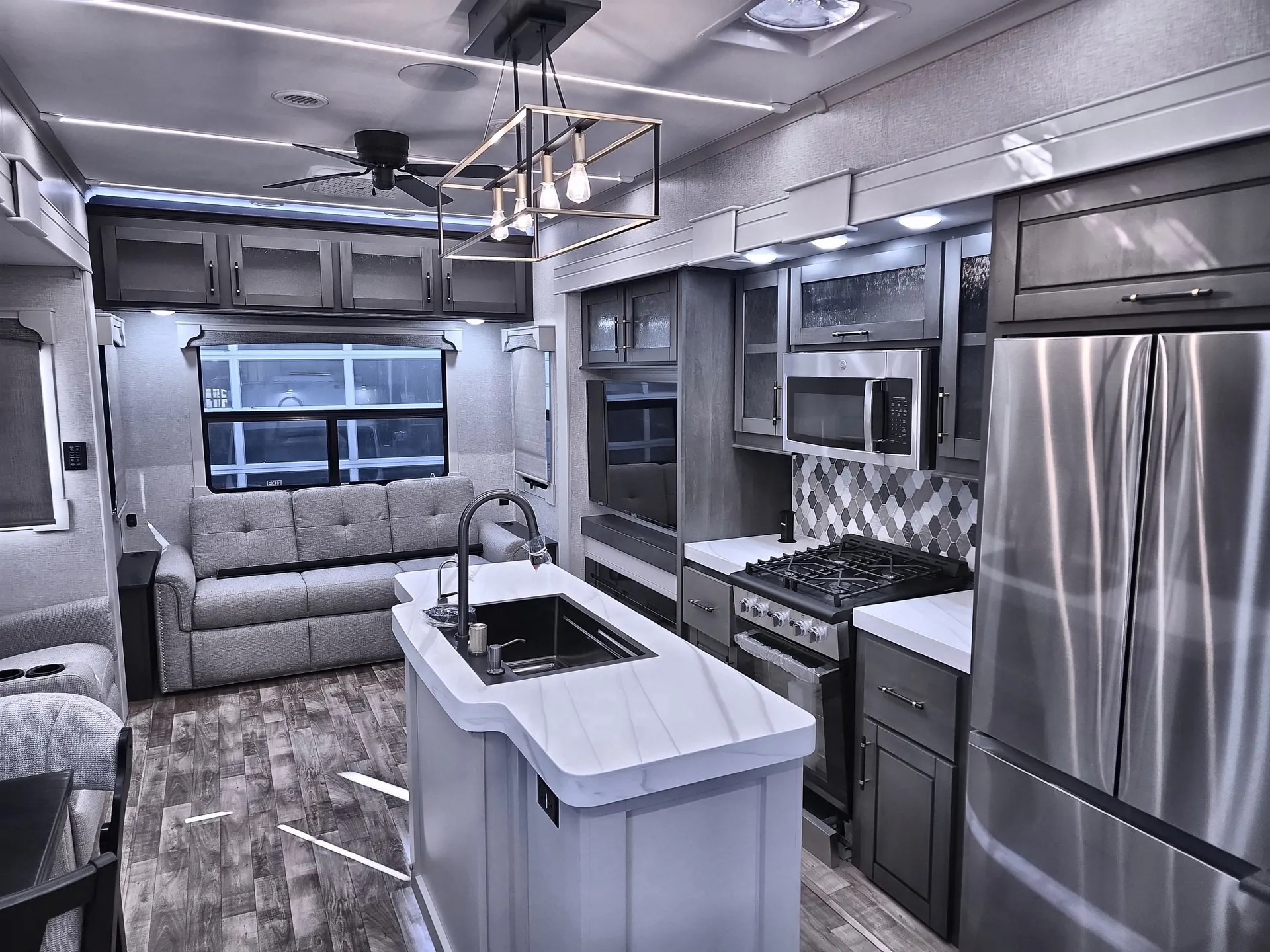 2026 CrossRoads Redwood 371RL — living area main