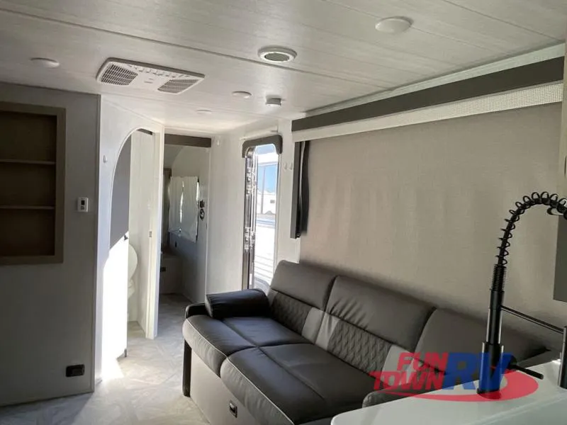 2024 Forest River RV Salem 24VIEWX - Photo 3