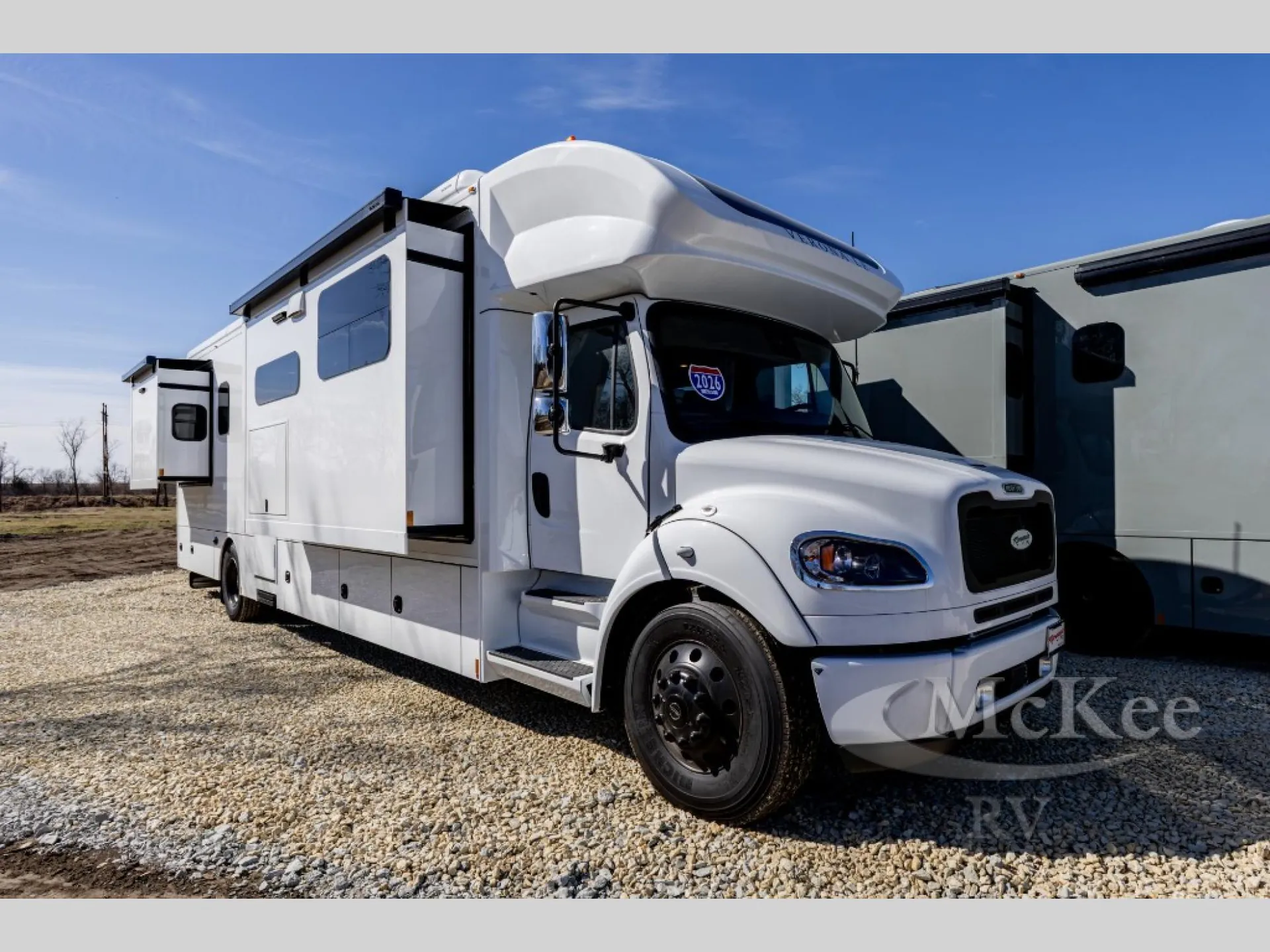 2026 Renegade RV Verona LE 40LTS - Photo 2