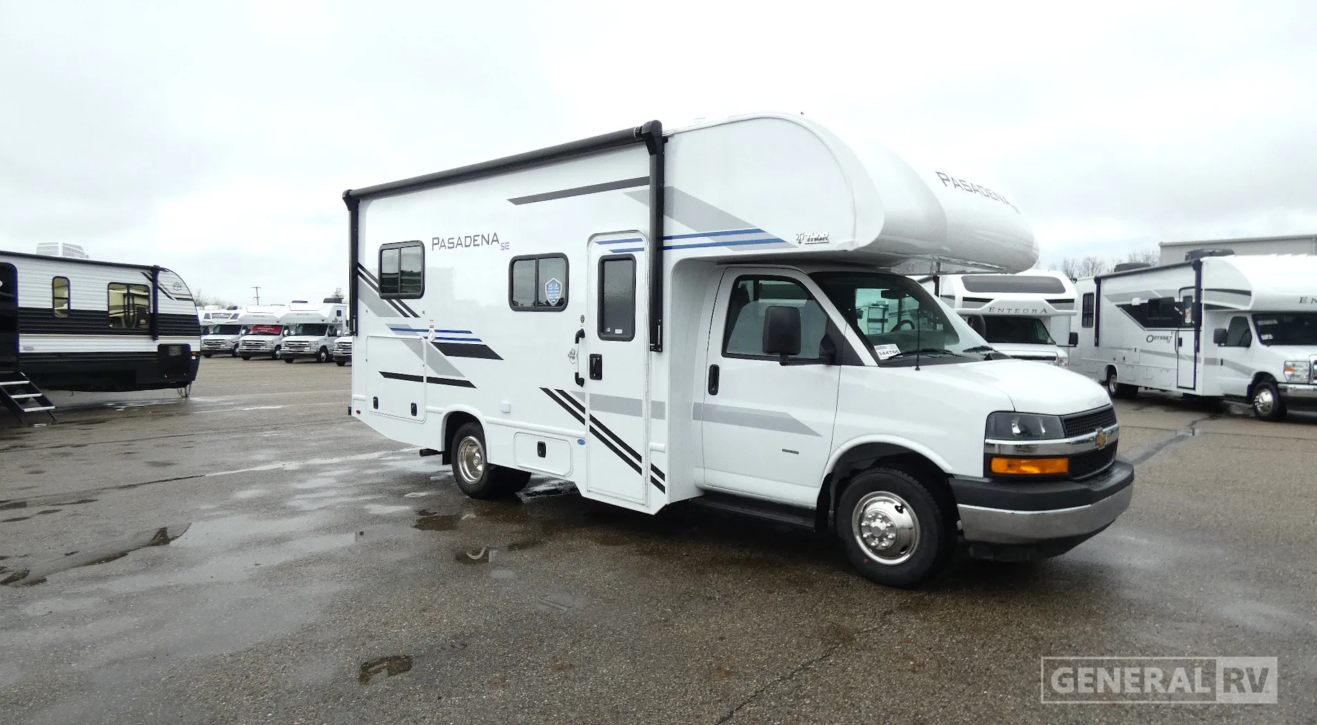 2027 Thor Motor Coach Pasadena SE SE21 Chevy - Photo 2