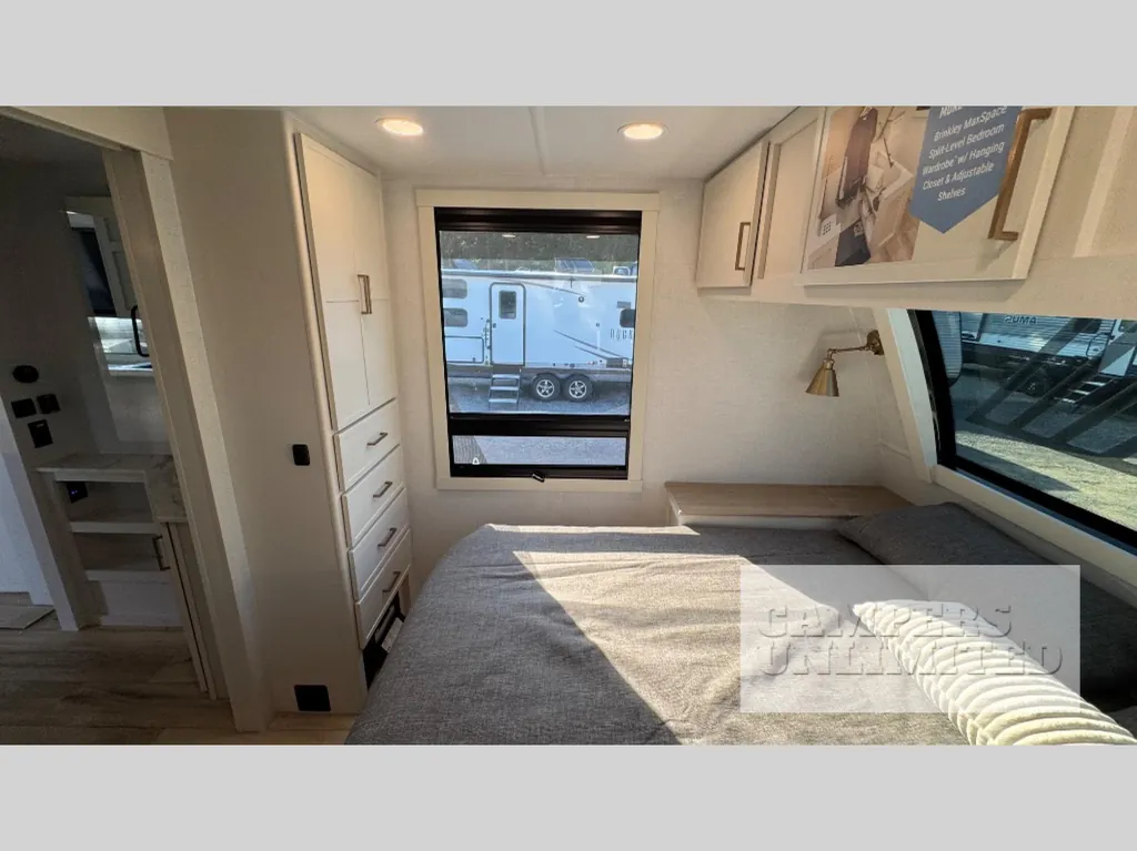 2026 Brinkley Model I 294, Photos photo 21