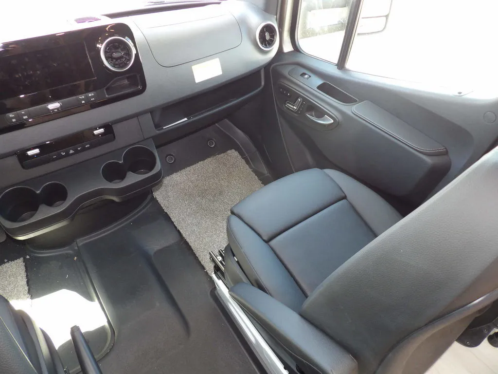 2024 Forest River Sunseeker 2400B, Photos photo 28