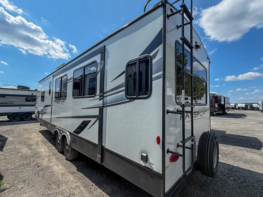 2023 Keystone Passport GT 2700RL - Photo 4